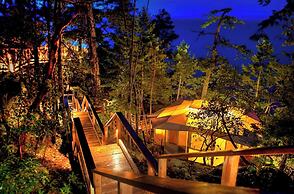 Rockwater Secret Cove Resort