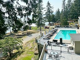 Rockwater Secret Cove Resort