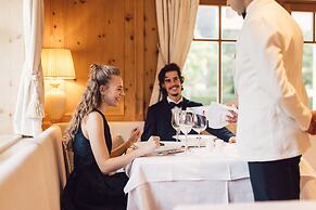 Alpenpalace Luxury Hideaway & Spa Retreat