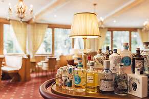 Alpenpalace Luxury Hideaway & Spa Retreat