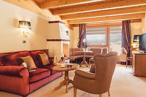 Alpenpalace Luxury Hideaway & Spa Retreat