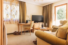 Alpenpalace Luxury Hideaway & Spa Retreat