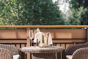 Alpenpalace Luxury Hideaway & Spa Retreat