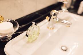 Alpenpalace Luxury Hideaway & Spa Retreat