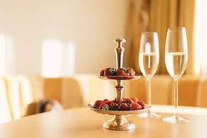 Alpenpalace Luxury Hideaway & Spa Retreat