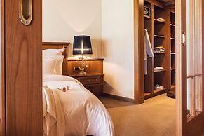 Alpenpalace Luxury Hideaway & Spa Retreat