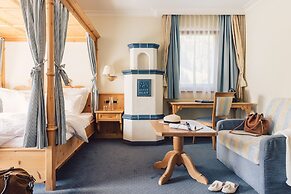 Alpenpalace Luxury Hideaway & Spa Retreat