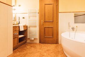 Alpenpalace Luxury Hideaway & Spa Retreat