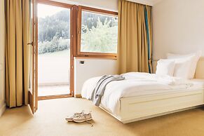 Alpenpalace Luxury Hideaway & Spa Retreat