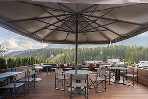 Faloria Mountain Spa Resort