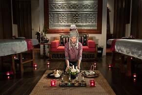RatiLanna Riverside Spa Resort