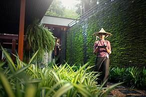 RatiLanna Riverside Spa Resort