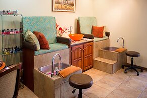 Bay Gardens Beach Resort and Spa