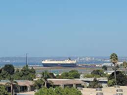 Holiday Inn Express San Diego South - Chula Vista by IHG