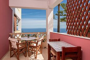Sea View Village - Studios & Apartments