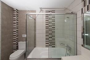 Sea View Village - Studios & Apartments