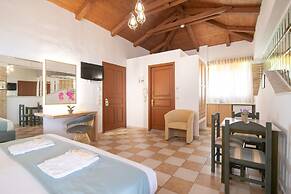 Sea View Village - Studios & Apartments