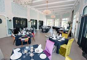 Soviva Resort - Families Only