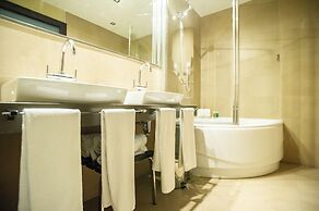 AZZ Asturias Langrehotel & Spa