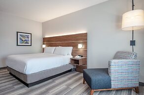 Holiday Inn Express & Suites Vandalia by IHG