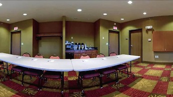 Holiday Inn Express & Suites Sioux Center by IHG