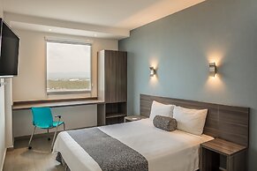 One Monterrey Aeropuerto