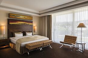 Falkensteiner Schlosshotel Velden – The Leading Hotels of the World