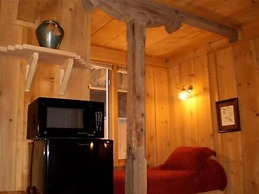 Silver River Adobe Inn