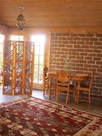 Silver River Adobe Inn