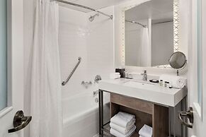 Sheraton Duluth Hotel