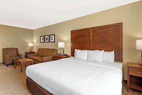 Comfort Inn & Suites Grinnell near I-80