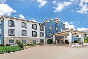 Comfort Inn & Suites Grinnell near I-80
