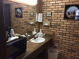 Holiday Lodge