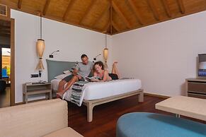 Vilamendhoo Island Resort & Spa