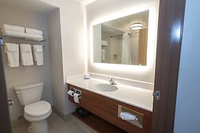 Holiday Inn Express Hotel & Suites Iron Mountain by IHG