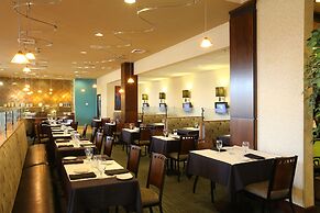 Holiday Inn Hotel & Suites Salt Lake City-Airport West by IHG