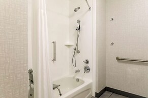 Hampton Inn & Suites Pittsburgh-Downtown