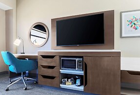 Hampton Inn & Suites Pittsburgh-Downtown