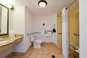 Hampton Inn & Suites Wilmington