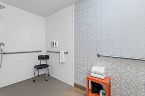 Hampton Inn & Suites Farmington