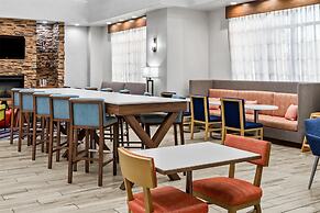 Hampton Inn & Suites Farmington