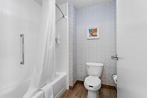 Hampton Inn & Suites Farmington
