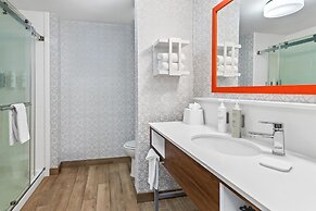 Hampton Inn & Suites Farmington