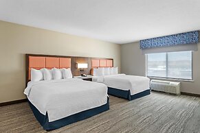 Hampton Inn & Suites Farmington