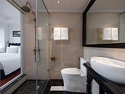 The Flower Boutique Hotel & Travel