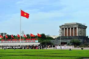 The Flower Boutique Hotel & Travel