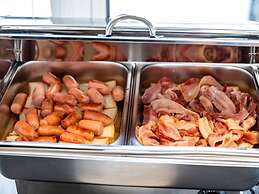 The Flower Boutique Hotel & Travel