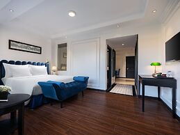 The Flower Boutique Hotel & Travel