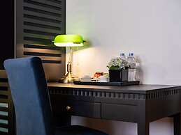 The Flower Boutique Hotel & Travel