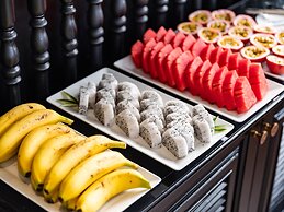 The Flower Boutique Hotel & Travel